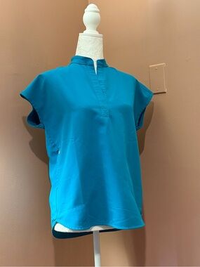 Figs Teal Cap-Sleeve Split-Neck Tunic